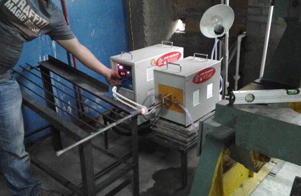 雙頻感應(yīng)加熱設(shè)備 雙頻感應(yīng)加熱設(shè)備