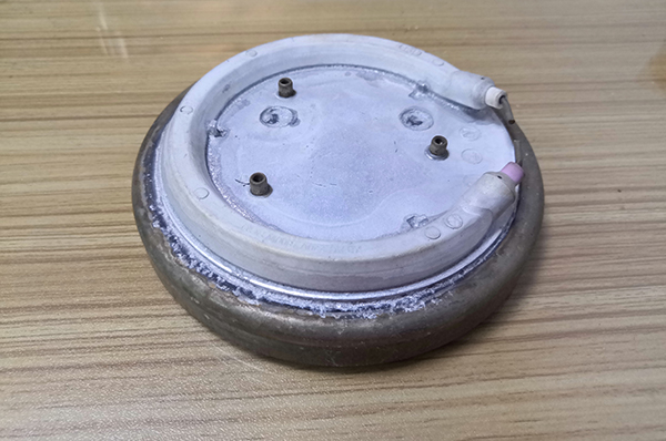 焊接出來(lái)的電水壺發(fā)熱盤(pán)