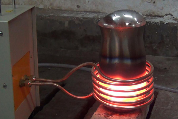 1621415599211671.jpg 不銹鋼杯退火.jpg